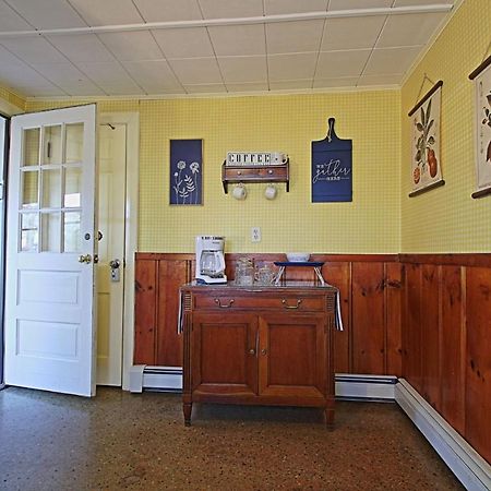 Lofted Cape Cottage By Leavetown Vacations サウス・ヤーマス エクステリア 写真