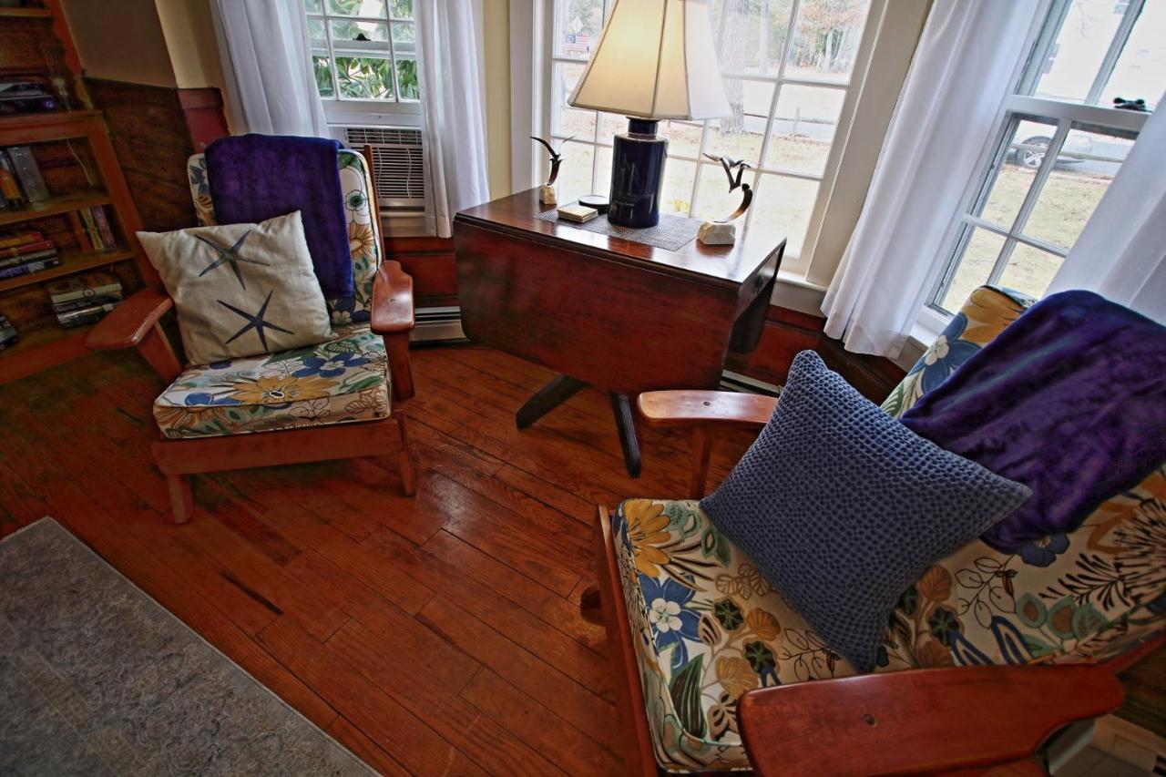 Lofted Cape Cottage By Leavetown Vacations サウス・ヤーマス エクステリア 写真
