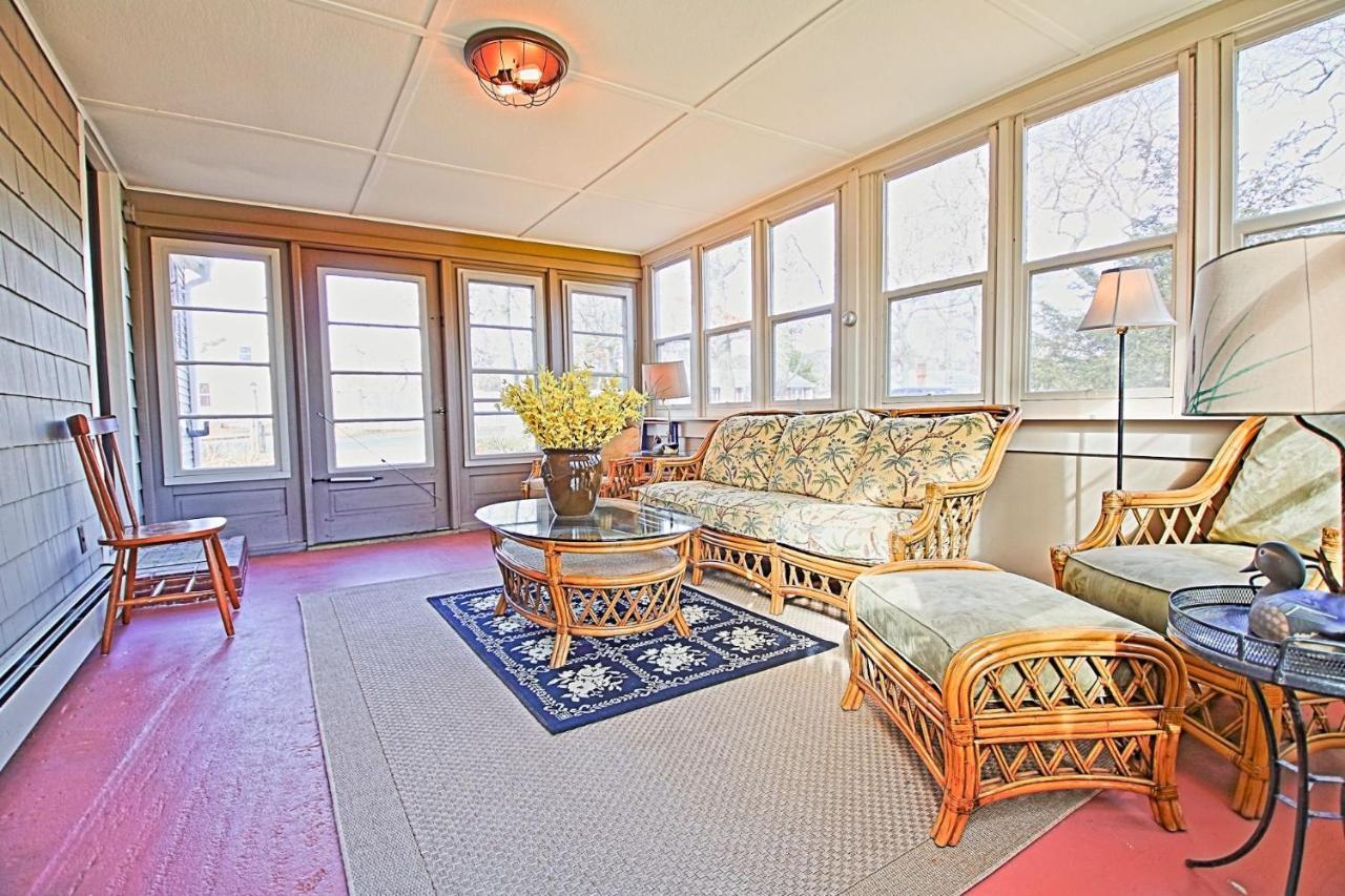 Lofted Cape Cottage By Leavetown Vacations サウス・ヤーマス エクステリア 写真